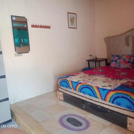 Salty Dog Hostel Telukdalem Екстериор снимка